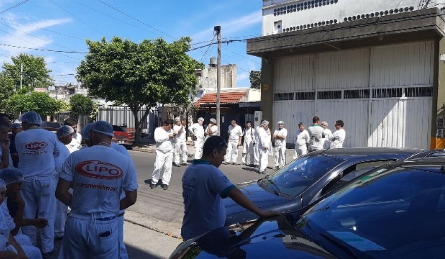 Conflicto en Fábrica de Golosinas Lipo por el pago incompleto de salarios