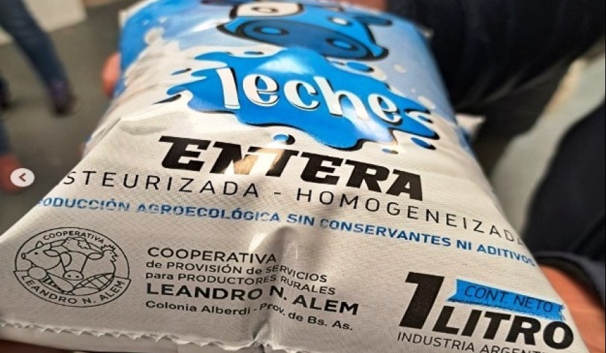 Anuncian la producción de los primeros mil sachets de leche pasteurizada