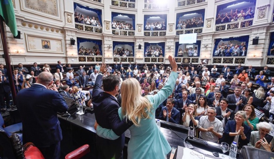 Kicillof duro con Milei: lo trató de “presidente prepotente que no respeta la democracia”