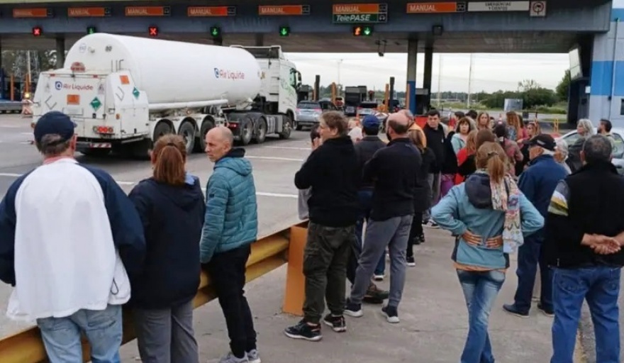 Peaje Larena: los vecinos anunciaron que reactivarán todas las medidas de protesta
