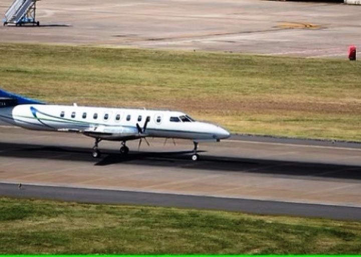 Vuelo inaugural entre Buenos Aires y Olavarría no logró aterrizar por la niebla