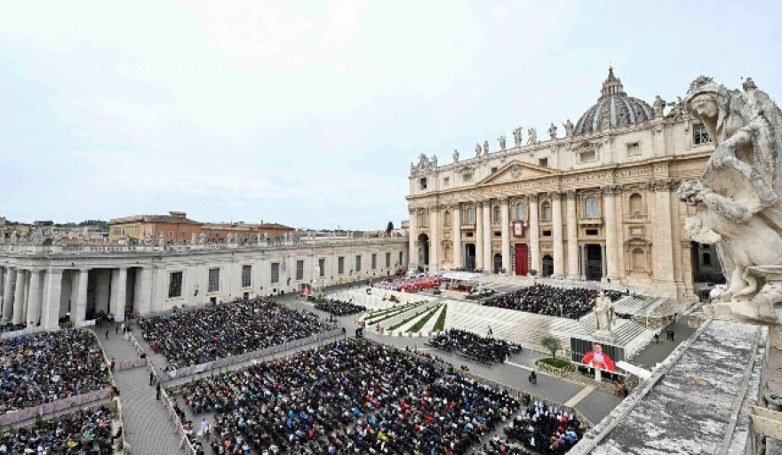 El funeral del Papa Francisco se celebrará el 26 de abril en la Plaza San Pedro