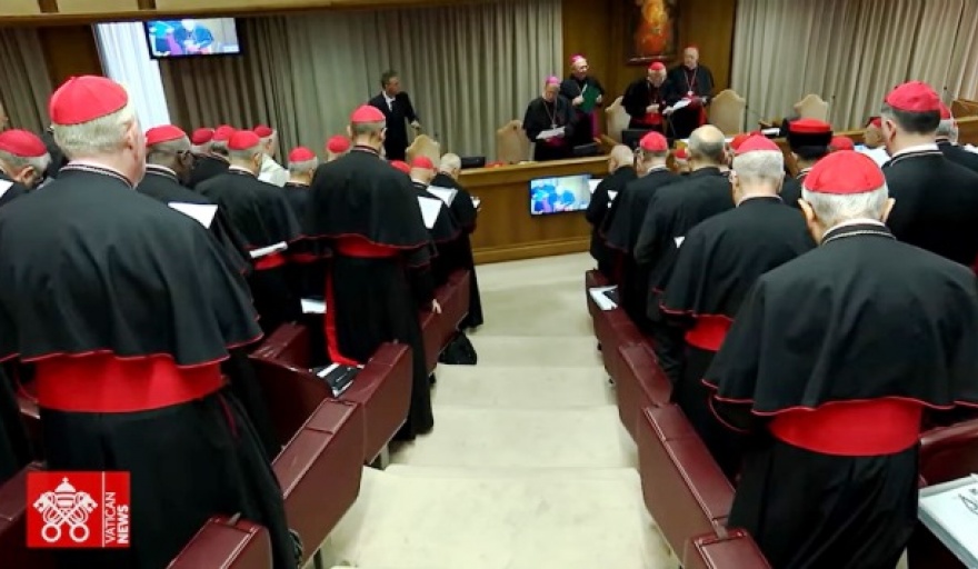 Primera reunión general de cardenales tras el fallecimiento del Papa Francisco
