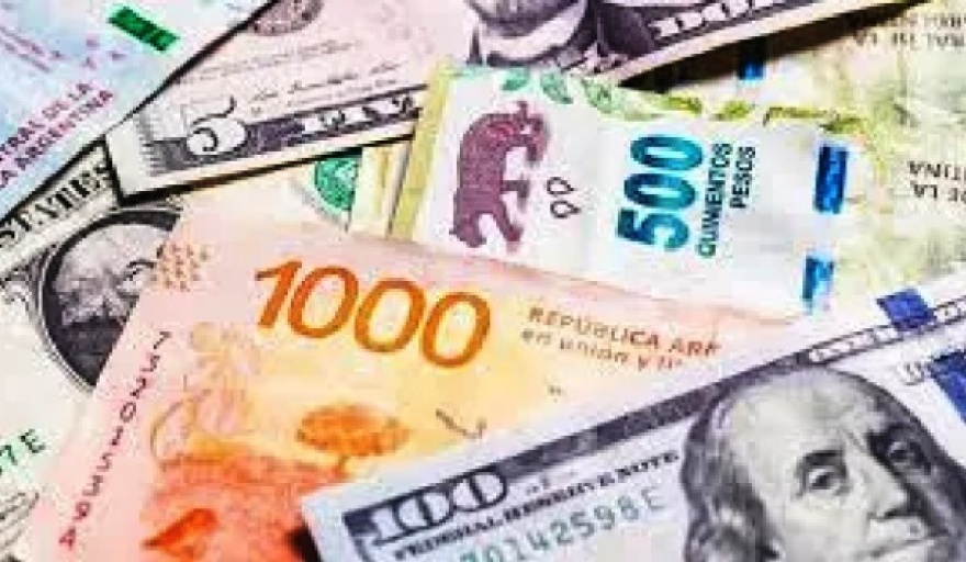 Los riesgos económicos de mantener la apreciación de dólar sin intervención