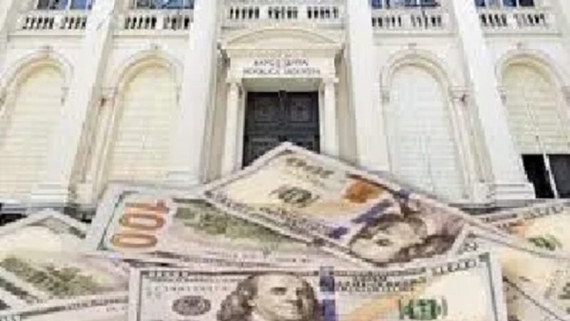 El BCRA necesita que lleguen u$s10.000 mill para que la bicicleta funcione