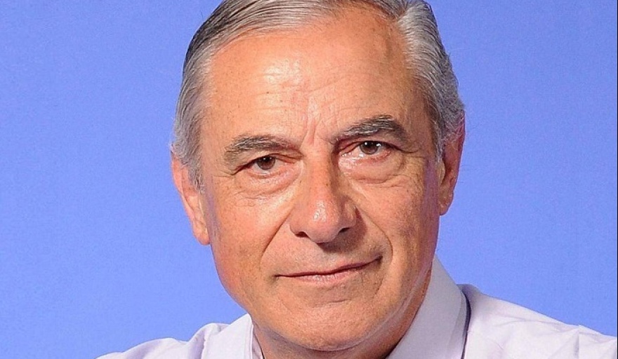 Intendente bonaerense y médico pediatra cruza a Milei por la salida de la OMS y la crisis en el Garrahan