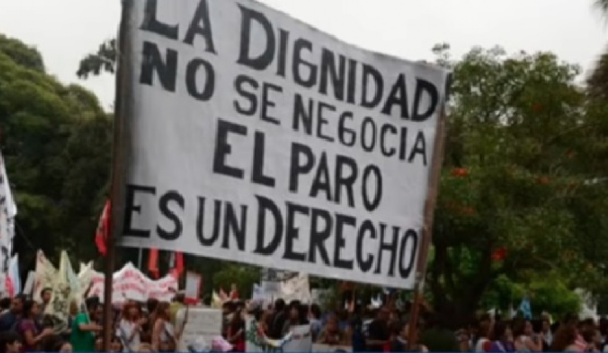 La Justicia laboral dejó sin efecto el DNU que restringía el derecho a huelga
